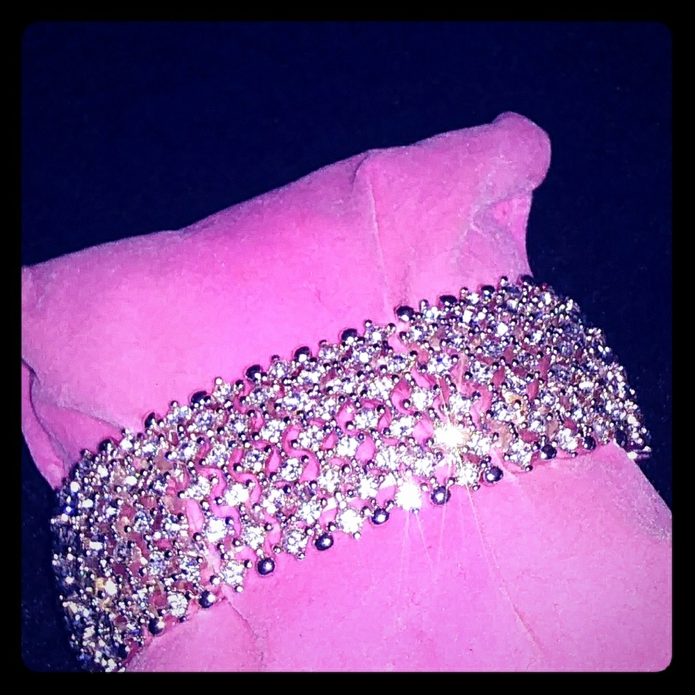Elegant Rhinestone Bracelet